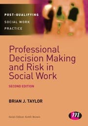 Tapa de Professional Decision Making and Risk in Social Work