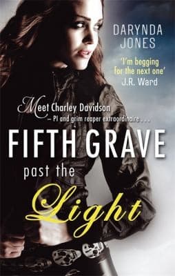 Tapa de Fifth Grave Past The Light