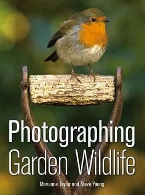 Tapa de Photographing Garden Wildlife