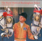 Tapa de The Royal Mews At Buckingham Palace Official Souvenir Guide