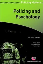 Tapa de Policing And Psychology