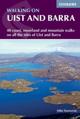 Tapa de Walking On Uist And Barra