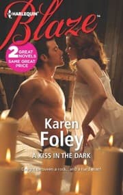 Tapa de A Kiss In The Dark