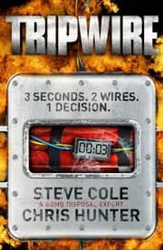 Tapa de Tripwire by Steve Cole and Chris Hunter