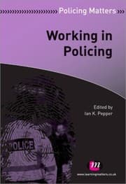 Tapa de Working In Policing