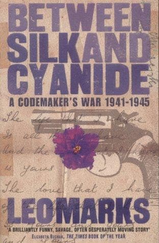 Tapa de Between Silk and Cyanide