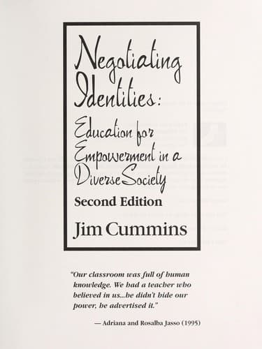 Tapa de Negotiating Identities