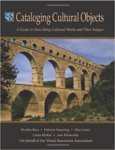 Tapa de Cataloging cultural objects