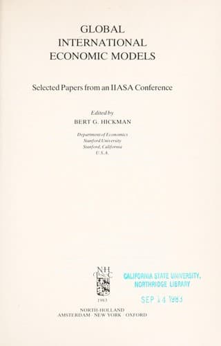 Tapa de Global international economic models
