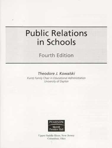 Tapa de Public relations in schools