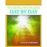 Tapa de Walking with God Day by Day