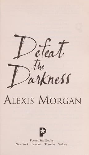 Tapa de Defeat the darkness