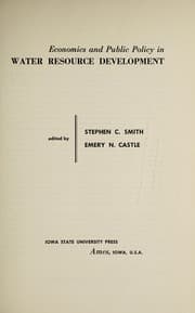 Tapa de Economics and public policy in water resource development