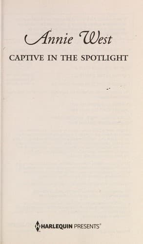 Tapa de Captive in the spotlight