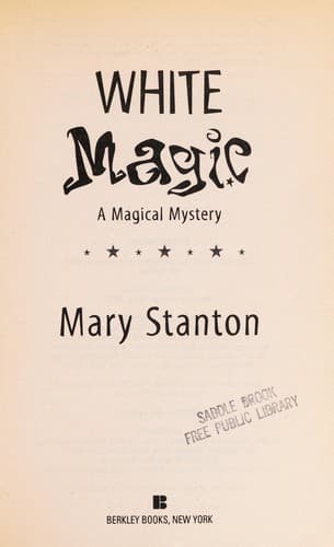 Tapa de White Magic