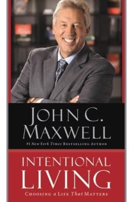 Tapa de INTENTIONAL LIVING