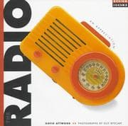 Tapa de The radio
