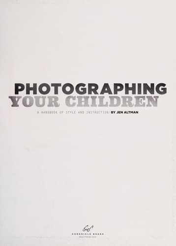 Tapa de Photographing your children