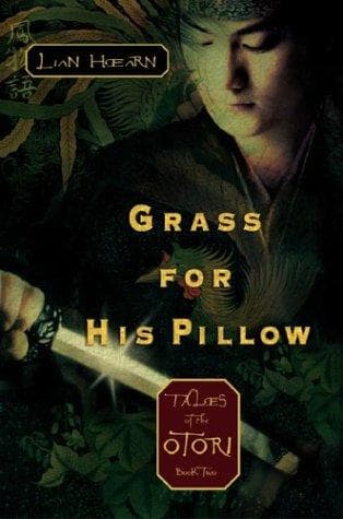 Tapa de Grass for his pillow