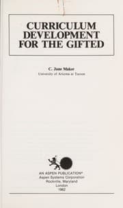 Tapa de Curriculum development for the gifted