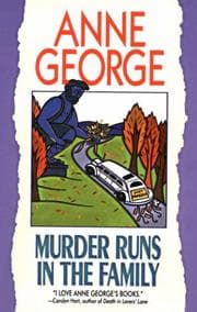 Tapa de Murder Runs in the Family