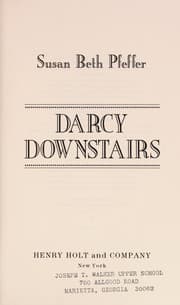 Tapa de Darcy downstairs
