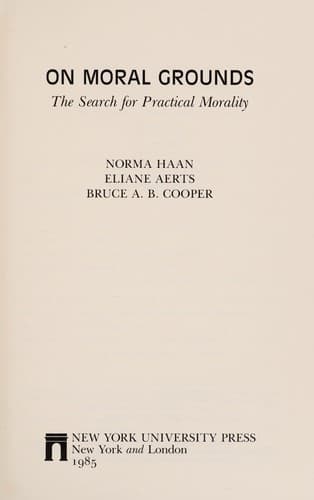 Tapa de On moral grounds