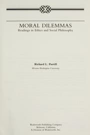 Tapa de Moral dilemmas : readings in ethics and social philosophy