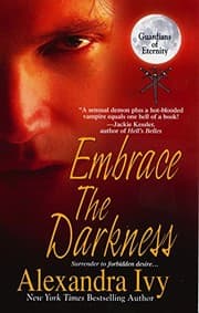 Tapa de Embrace the Darkness (Guardians Of Eternity)