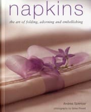 Tapa de Napkins: The art of folding, adorning and embellishing