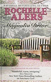 Tapa de Magnolia Drive (A Cavanaugh Island Novel)