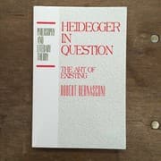 Tapa de Heidegger in question