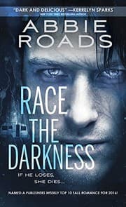Tapa de Race the Darkness (Fatal Dreams Book 1)