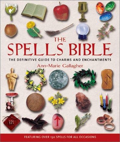 Tapa de The Spells Bible