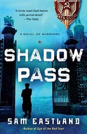 Tapa de Shadow Pass: A Novel of Suspense (Inspector Pekkala)