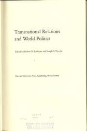 Tapa de Transnational relations and world politics