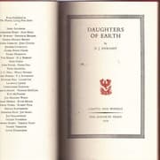 Tapa de Daughters of earth