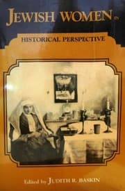 Tapa de Jewish Women in Historical Perspective