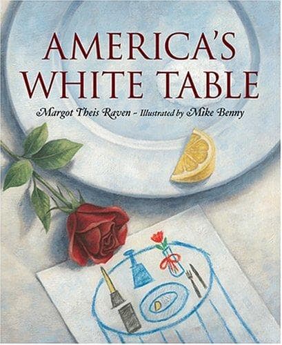 Tapa de America's white table
