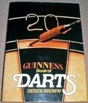 Tapa de Guinness book of darts