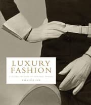 Tapa de Luxury Fashion: A Global History of Heritage Brands