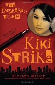 Tapa de Kiki Strike: The Empress's Tomb