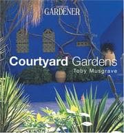 Tapa de Country Living Gardener Courtyard Gardens (Country Living Gardener)