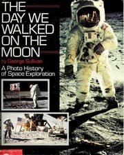 Tapa de The day we walked the moon