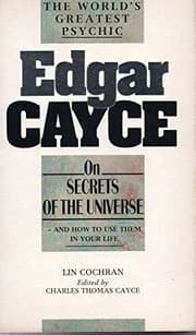 Tapa de Edgar Cayce On Secrets of the Universe