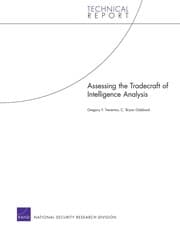 Tapa de Assessing the tradecraft of intelligence analysis