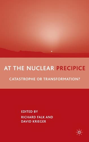 Tapa de At the nuclear precipice