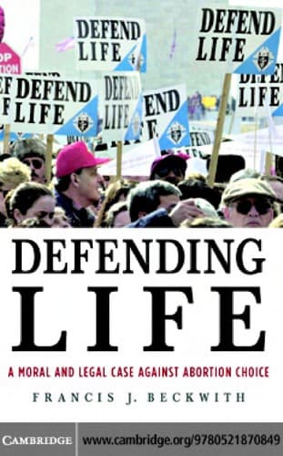 Tapa de Defending life