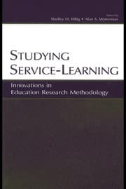 Tapa de Studying service-learning