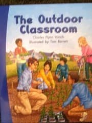 Tapa de Rigby on Our Way to English: Benchmark Books Grade 3 (Level L) the Outdoor Classroom (On Our Way English)
